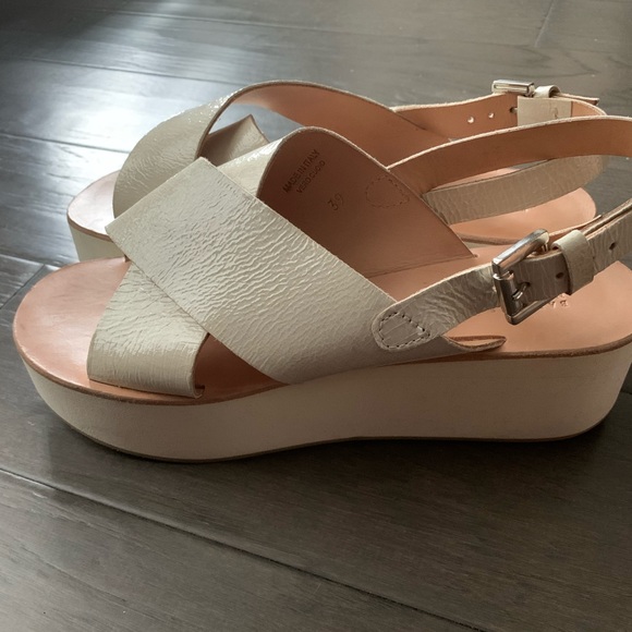 Barney’s New York Platform Sandal 39 - Picture 4 of 8